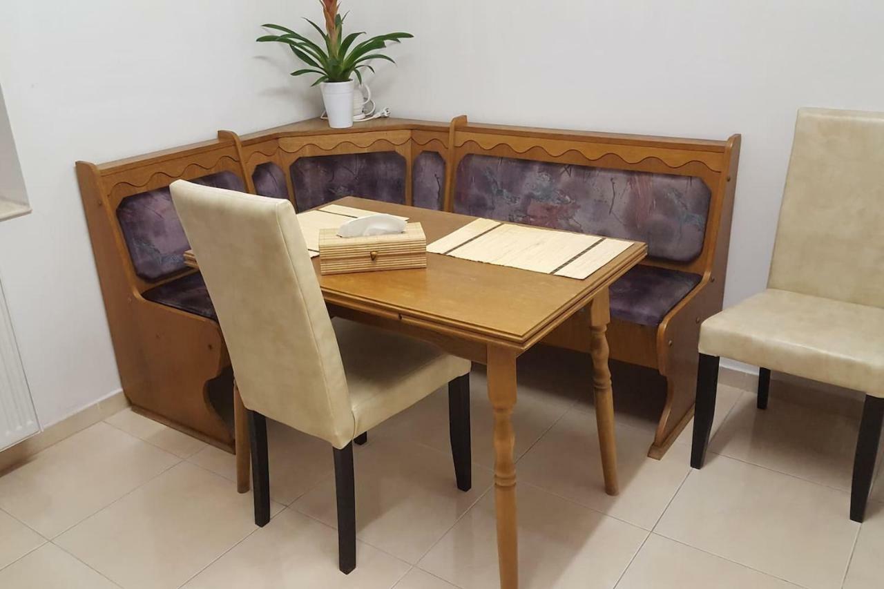 Apartament Gia Oradea Extérieur photo